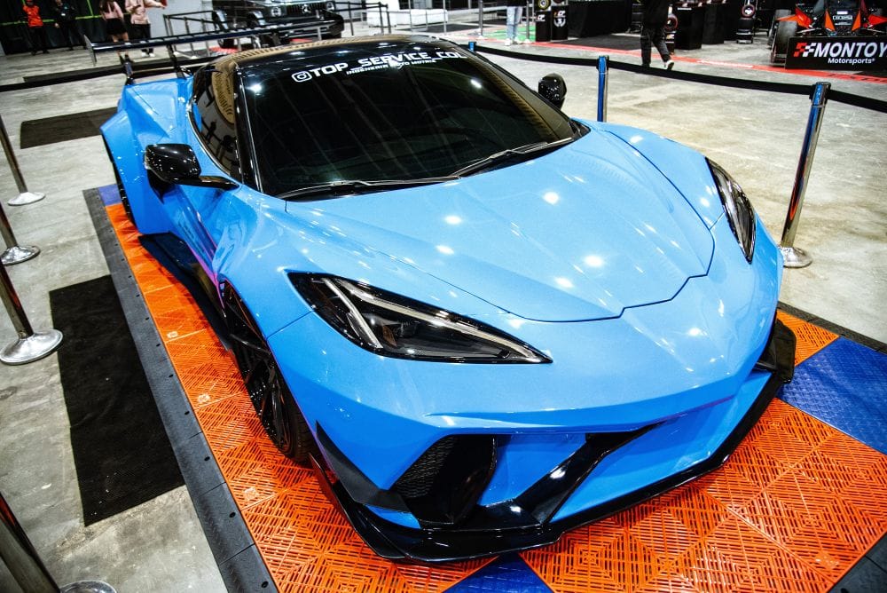 MCMS 2026 regresa a Corferias como la gran cita del motor en Colombia, con cuatro días de experiencias, historia, adrenalina y cultura automotriz para todos los públicos. V12MAGAZINE