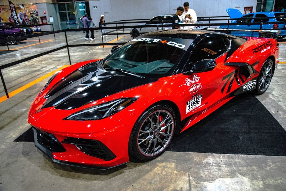 MCMS 2026 regresa a Corferias como la gran cita del motor en Colombia, con cuatro días de experiencias, historia, adrenalina y cultura automotriz para todos los públicos. V12MAGAZINE