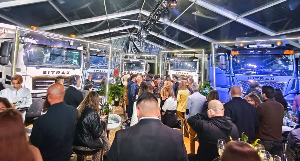 SITRAK, LA MARCA DE CAMIONES CHINOS, LLEGA A COLOMBIA Y OBLIGA A REPENSAR EL TRANSPORTE PESADO V12MAGAZINE SITRAK