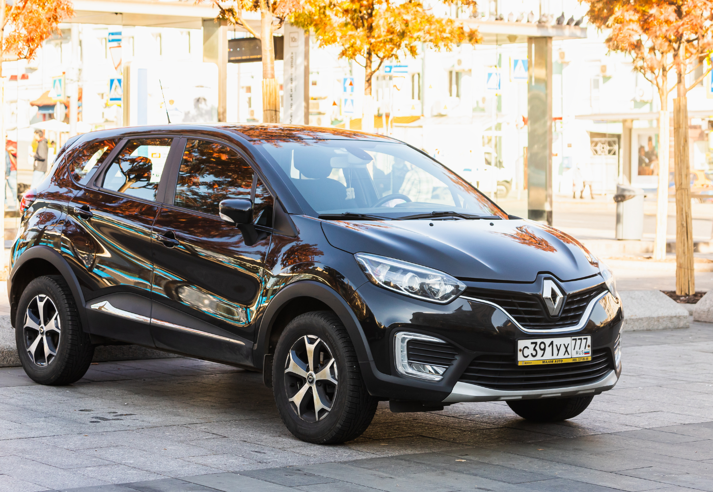 RENAULT QUIERE VENDER 2 MILLONES DE CARROS Y ESTE ES SU PLAN