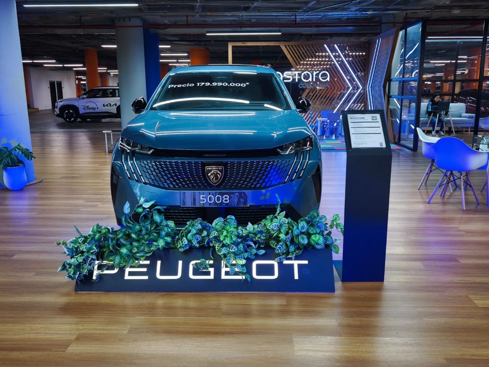 AutoPlaza aterriza en Mallplaza NQS para revolucionar la experiencia de compra automotriz en Colombia, integrando marcas, asesoría y financiamiento en un solo espacio urbano. V12MAGAZINE