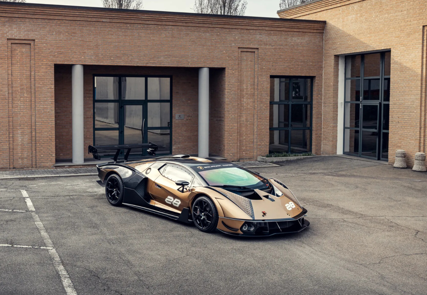 LAMBORGHINI PIERDE HASTA $1 MILLÓN: EL SUPERCAR QUE NADIE QUIERE COMPRAR V12MAGAZINE Lamborghini Essenza SCV12