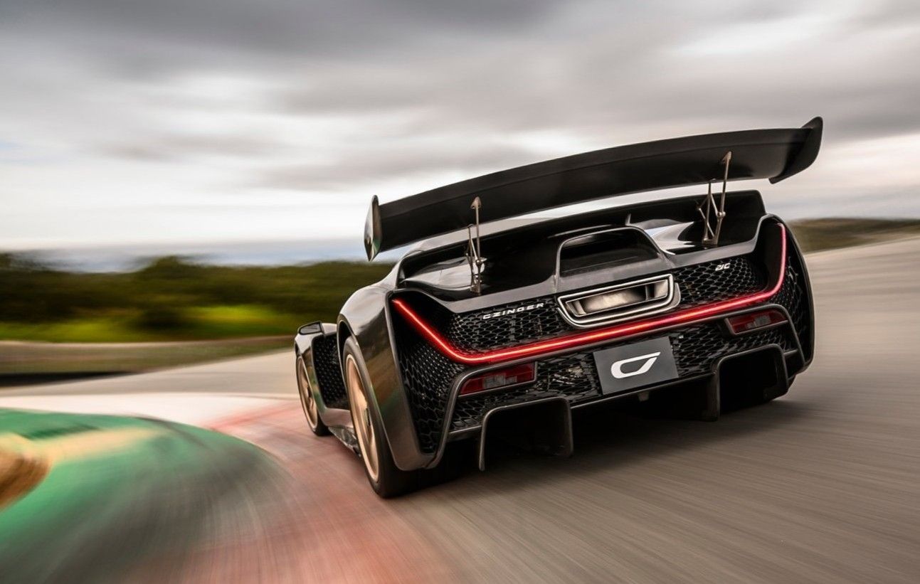 21C VMAX: EL MISIL LEGAL CON MÁS DE 1.000 CABALLOS QUE NADIE VIO VENIR V12MAGAZINE 21C VMax no es solo un auto: es un hiperdeportivo radical que redefine cómo se concibe la velocidad en la era de la inteligencia artificial. V12MAGAZINE