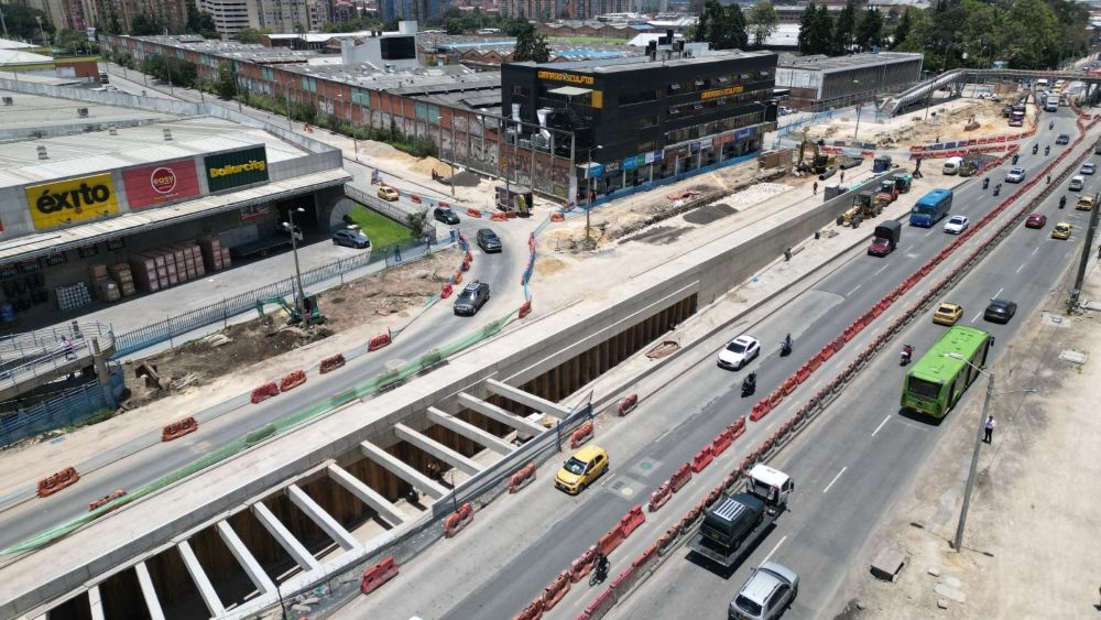 La obra clave de la troncal de la avenida 68 en Bogotá ya supera el 85 % y promete cambiar la movilidad en uno de los puntos más críticos de la ciudad. V12MAGAZINE