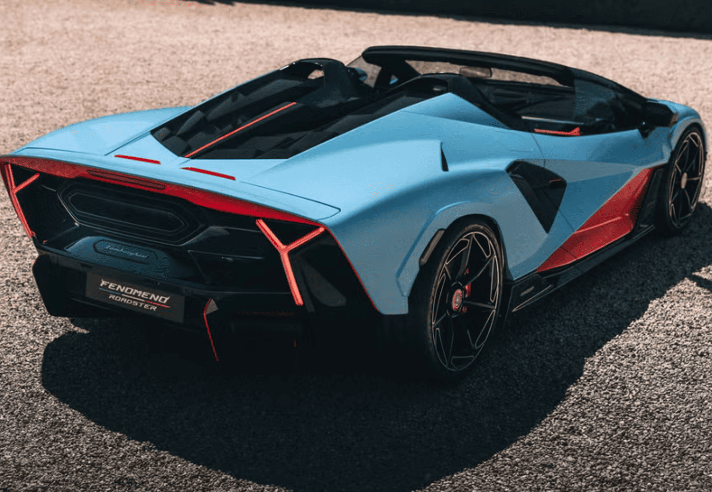 LAMBORGHINI