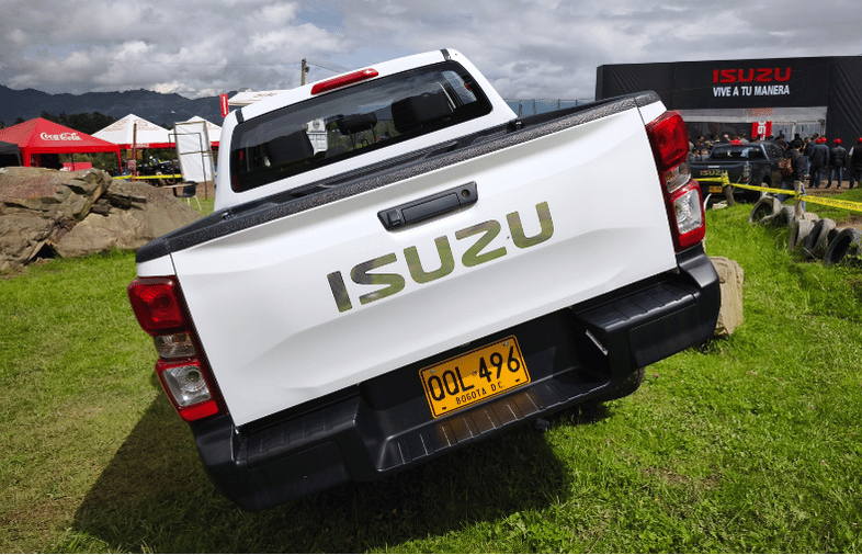 ISUZU