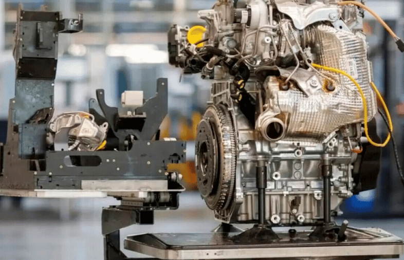 EL MOTOR DE RENAULT Y GEELY QUE PROMETE 30 KM/L YA FUNCIONA EN UNA DUSTER V12MAGAZINE MOTOR