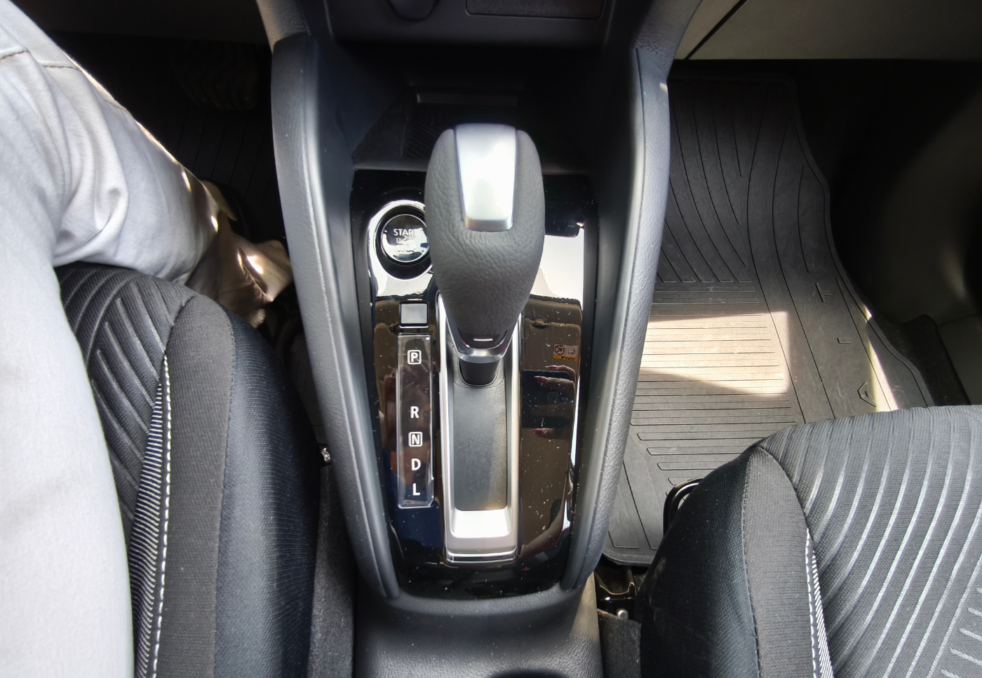 NISSAN KAIT