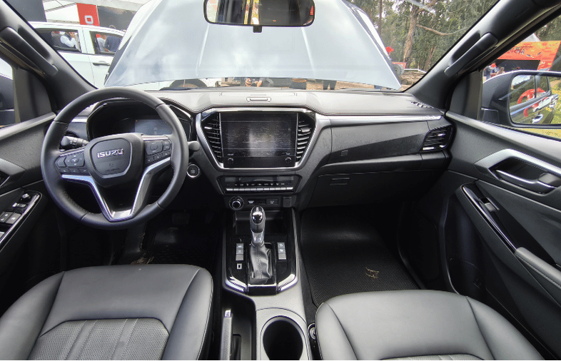 ISUZU