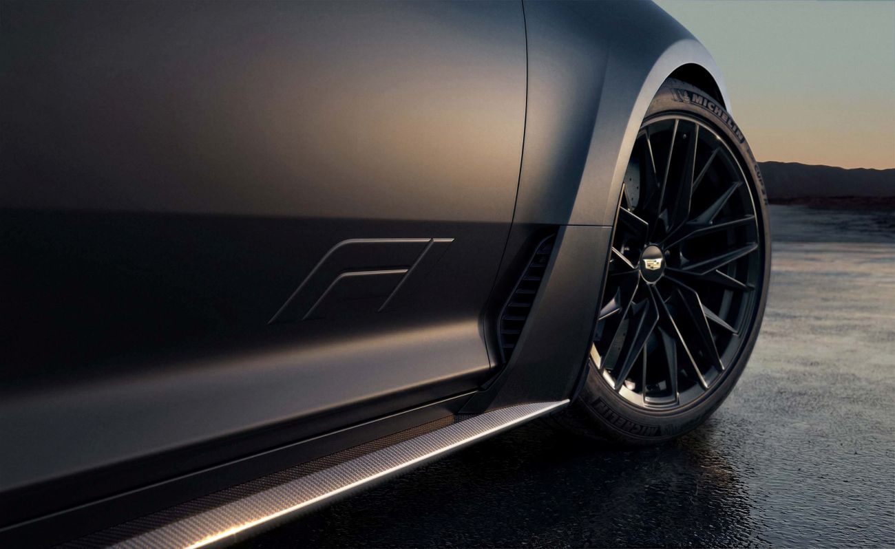 Cadillac presentó el nuevo CT5-V Blackwing F1 Collector Series, un sedán de 685 caballos inspirado en la Fórmula 1. V12MAGAZINE