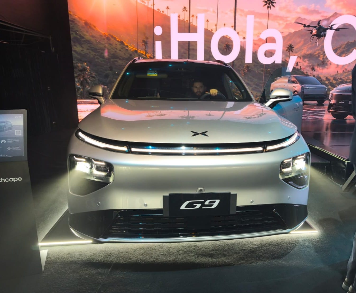 XPENG LLEGÓ A COLOMBIA Y SUS CARROS SE PARQUEAN SOLOS: ASÍ SON LAS G6 Y G9 V12MAGAZINE XPeng llegó oficialmente a Colombia con las nuevas SUV eléctricas G6 y G9, dos modelos que apuestan por inteligencia artificial, parqueo autónomo y hasta 540 kilómetros de autonomía. V12MAGAZINE