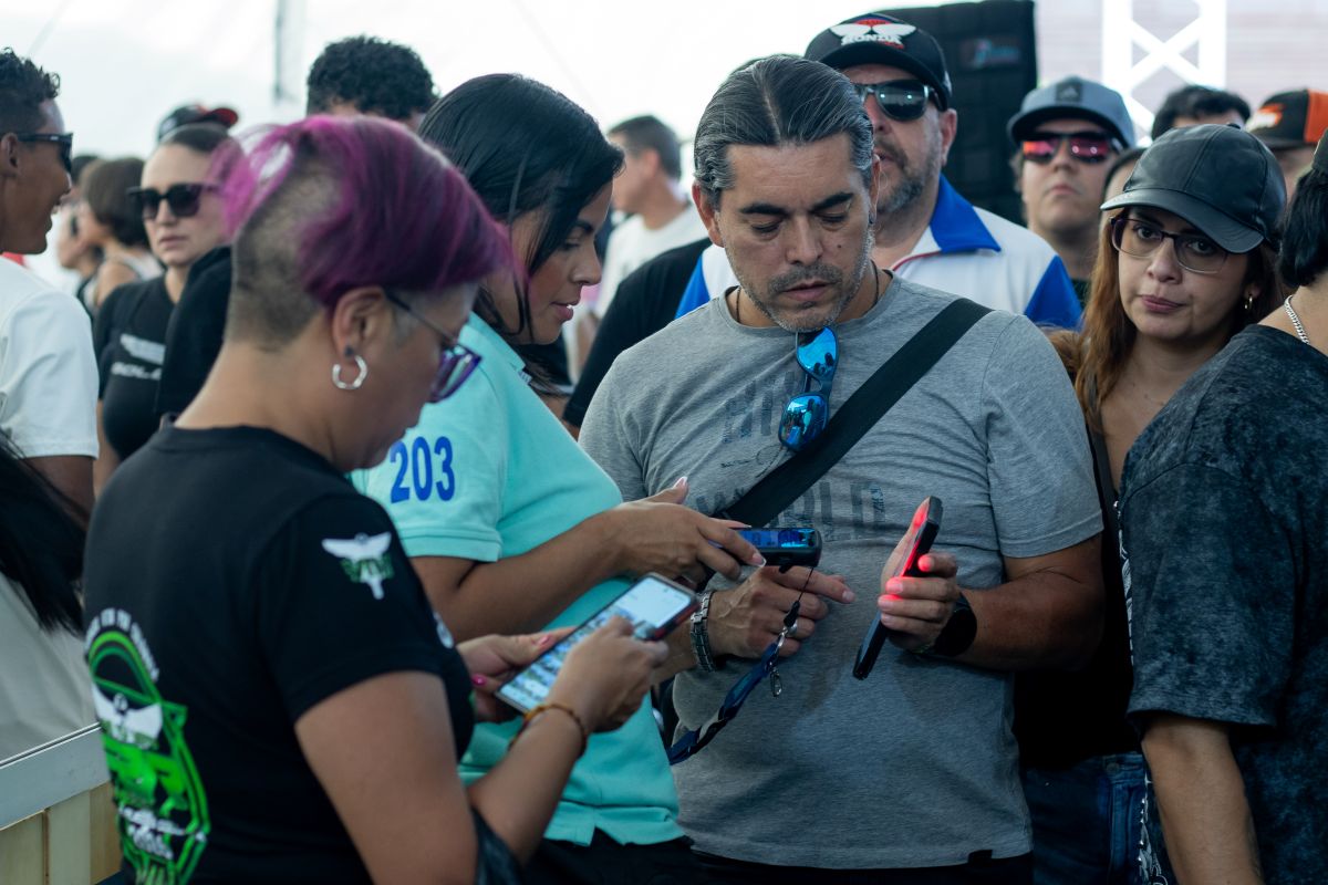 Feria 2 Ruedas 2026 dejó de ser solo una vitrina de motos. En Medellín, el rugido de los motores ahora convive con inteligencia artificial, movilidad eléctrica y nuevas tribus urbanas. V12MAGAZINE