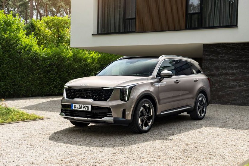 La nueva Kia Sorento Híbrida llega al Kia Fest 2026 en Barranquilla como la gran apuesta de la marca para impulsar la movilidad electrificada con más tecnología, seguridad y potencia en Colombia. V12MAGAZINE