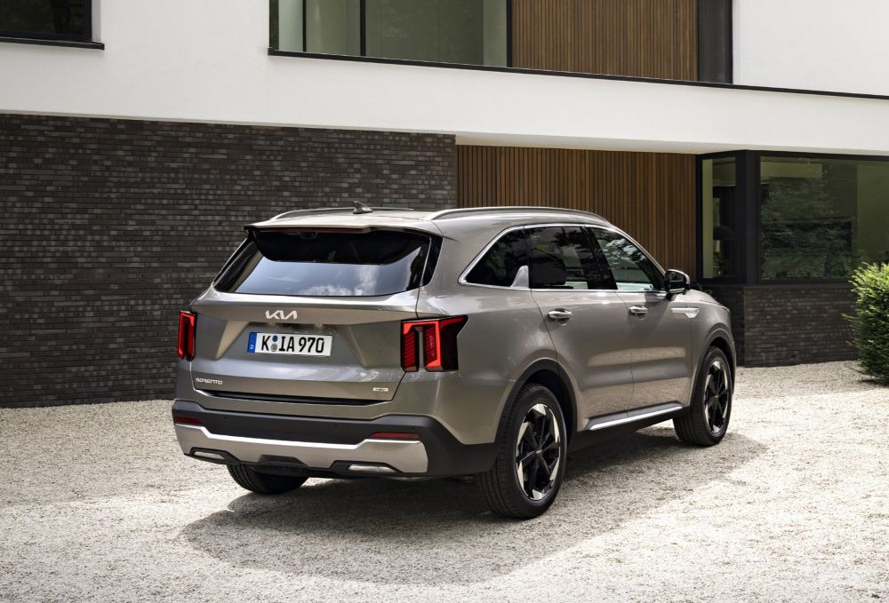 La nueva Kia Sorento Híbrida llega al Kia Fest 2026 en Barranquilla como la gran apuesta de la marca para impulsar la movilidad electrificada con más tecnología, seguridad y potencia en Colombia. V12MAGAZINE