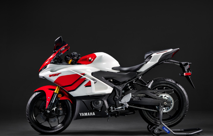 LA NUEVA YAMAHA YZF-R3 REGRESA A COLOMBIA CON MÁS TECNOLOGÍA Y ADN DE COMPETICIÓN V12MAGAZINE YAMAHA