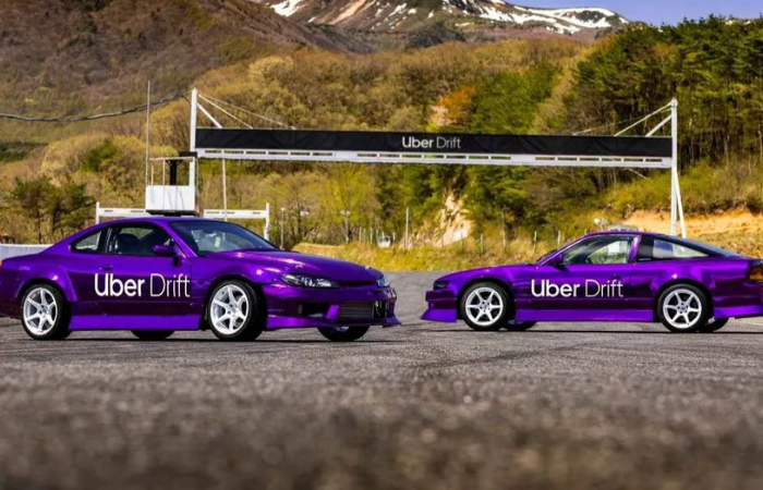 UBER LANZA EXPERIENCIA DE DRIFTING CON NISSAN SILVIA Y PILOTOS PROFESIONALES EN JAPÓN V12MAGAZINE UBER