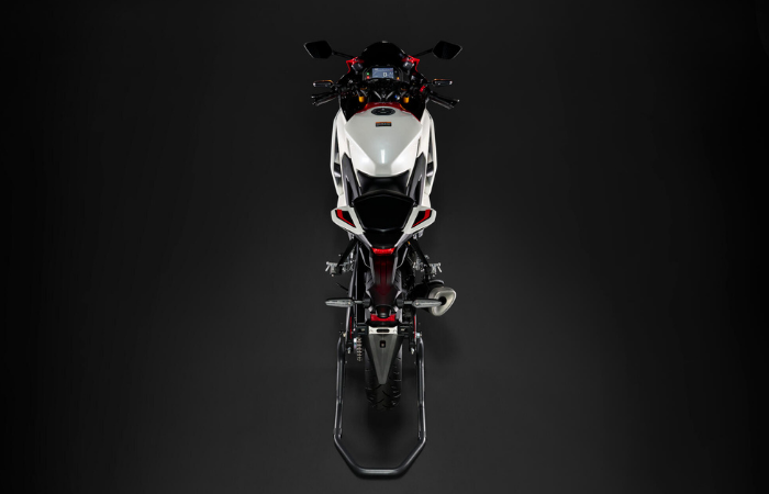 LA NUEVA YAMAHA YZF-R3 REGRESA A COLOMBIA CON MÁS TECNOLOGÍA Y ADN DE COMPETICIÓN V12MAGAZINE YAMAHA