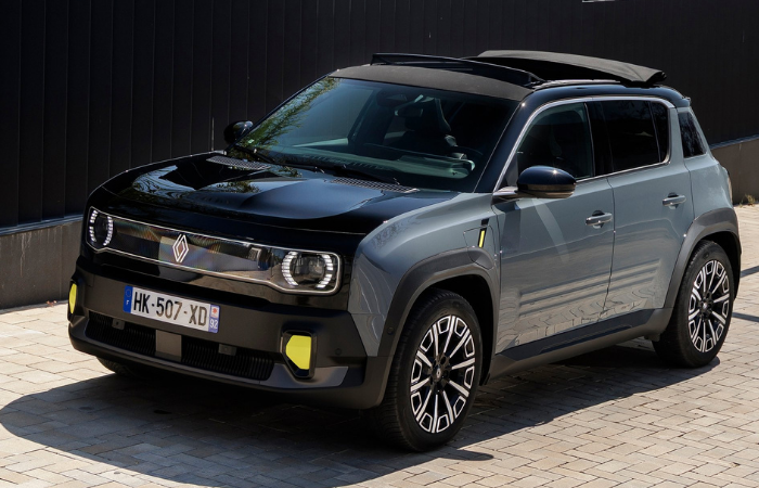 RENAULT 4 E-TECH PLEIN SUD: EL SUV ELÉCTRICO DESCAPOTABLE QUE NADIE VIO VENIR V12MAGAZINE RENAULT