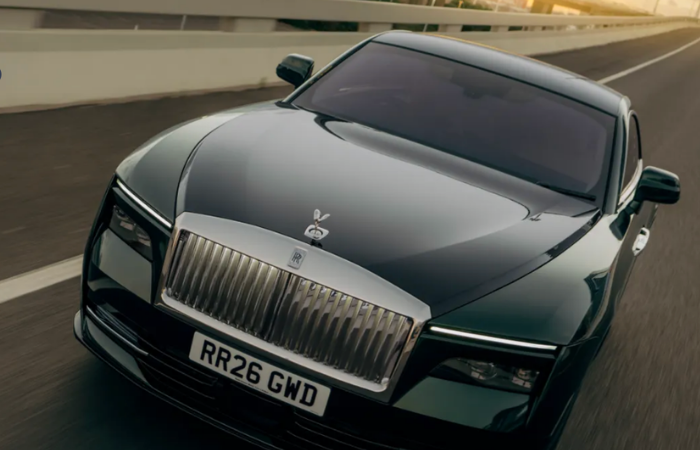 ROLLS-ROYCE NO SE CONFORMÓ: ASÍ MEJORÓ SU EXITOSO SPECTRE ELÉCTRICO V12MAGAZINE ROLLS-ROYCE
