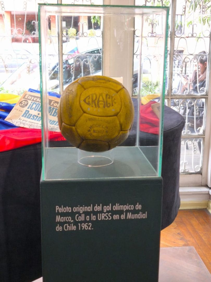 Nissan Colombia reunió a periodistas e invitados en Casa Estadio para vivir el Mundial 2026 desde una perspectiva diferente. La marca respaldó una experiencia que combina historia, cultura y fútbol, reafirmando su apuesta por conectar con las personas más allá de los automóviles. V12MAGAZINE