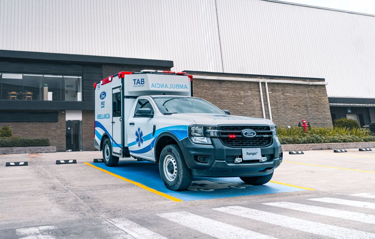 Ford Ranger XL Chasis: más que una pick-up, una plataforma de negocio V12MAGAZINE Ford Ranger XL Chasis llega a Colombia con una misión muy clara: convertirse en una herramienta de trabajo real para empresas que necesitan que el vehículo no se detenga. V12MAGAZINE