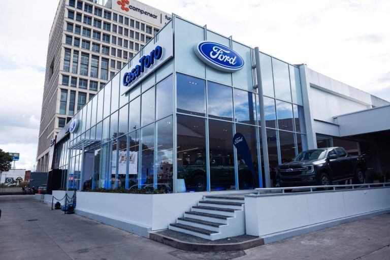 Ford Signature 2