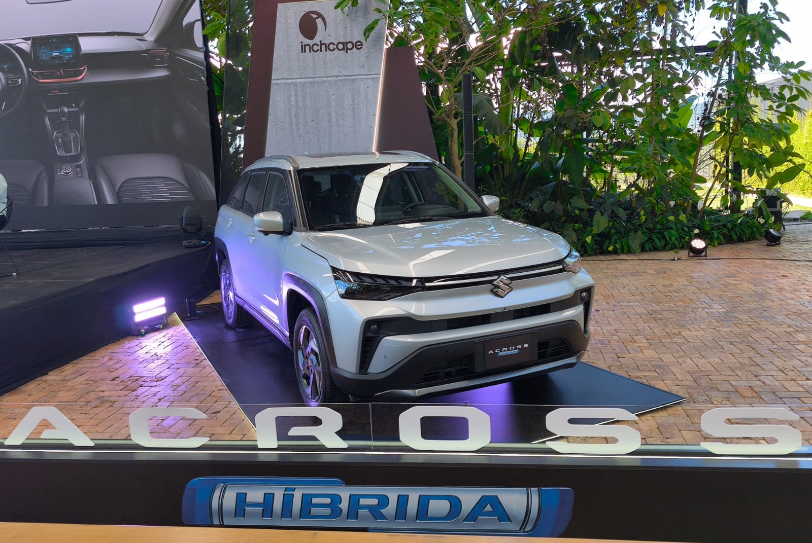 Suzuki Across llega a Colombia: la híbrida ligera que busca salirse del libreto urbano V12MAGAZINE Suzuki Across
