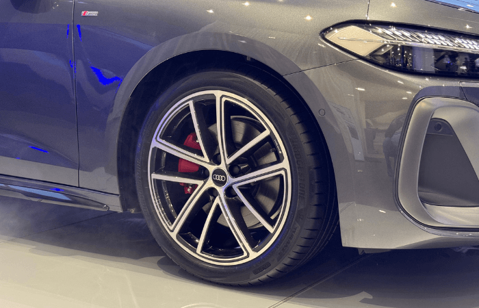 Nuevo Audi A5 llega a Colombia: más tecnología, lujo silencioso y el adiós al legado del A4 V12MAGAZINE AUDI