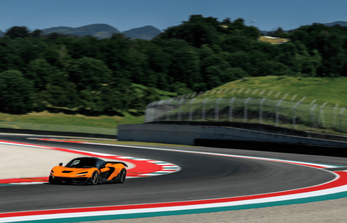 McLaren w1: el hiperauto que convierte la tecnología de la Fórmula 1 en un misil para la calle V12MAGAZINE McLaren