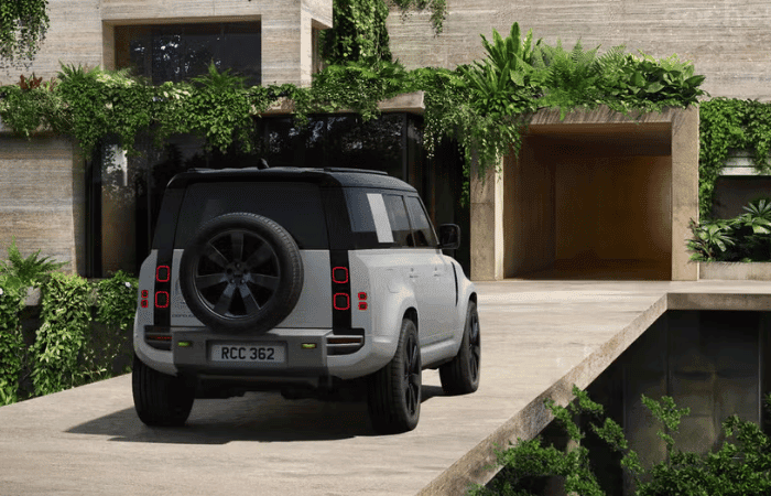 El Defender más exclusivo de la historia ya está aquí y cambia por completo la fórmula del 4x4 V12MAGAZINE Defender