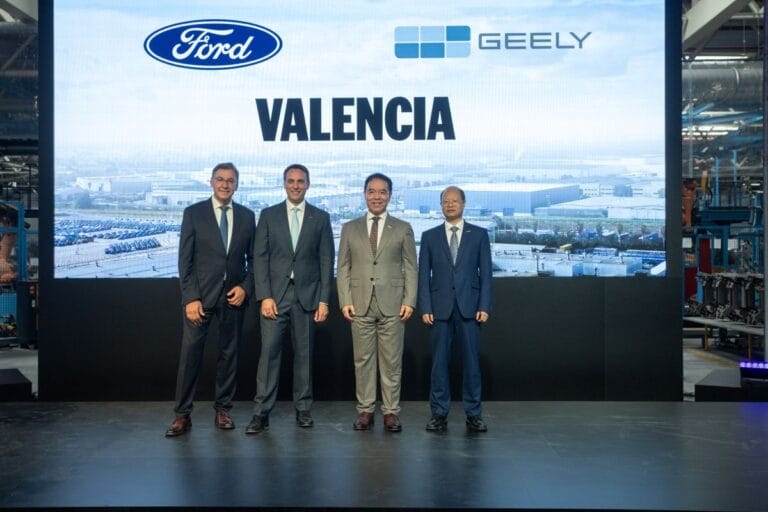 Geely Auto y Ford anuncian alianza industrial en Valencia