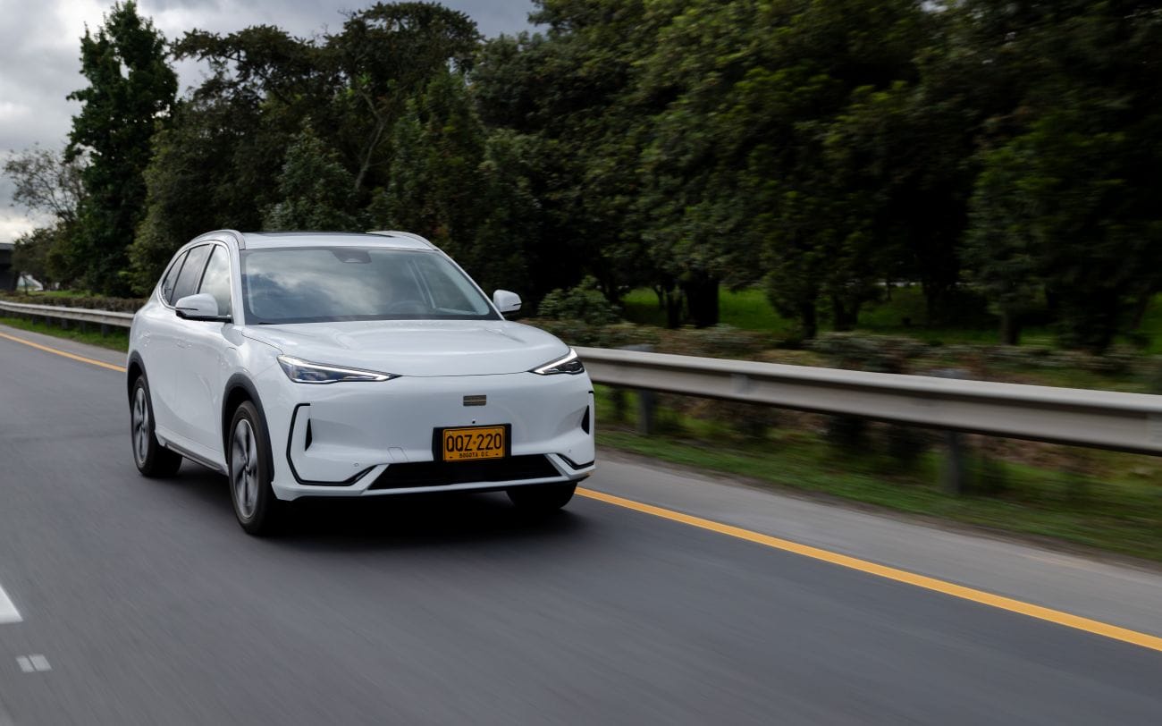 Geely Media Cup es la nueva experiencia de conducción con la que la marca busca mostrar cómo la conectividad, los sistemas ADAS y la electrificación pueden hacer que conducir sea más seguro, intuitivo y eficiente en Colombia. V12MAGAZINE