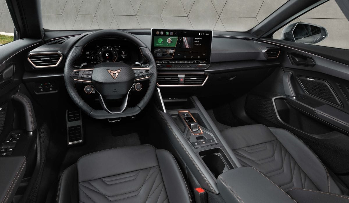 Así es el CUPRA Formentor PHEV, el próximo SUV híbrido enchufable de la marca en Colombia V12MAGAZINE CUPRA Formentor PHEV será el próximo lanzamiento de la marca en Colombia. El SUV híbrido enchufable ya abrió su preventa y ampliará la oferta de movilidad electrificada de la firma en el país. V12MAGAZINE