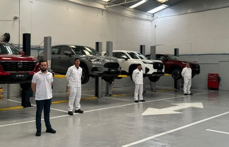 Interior_Taller_Colaboradores