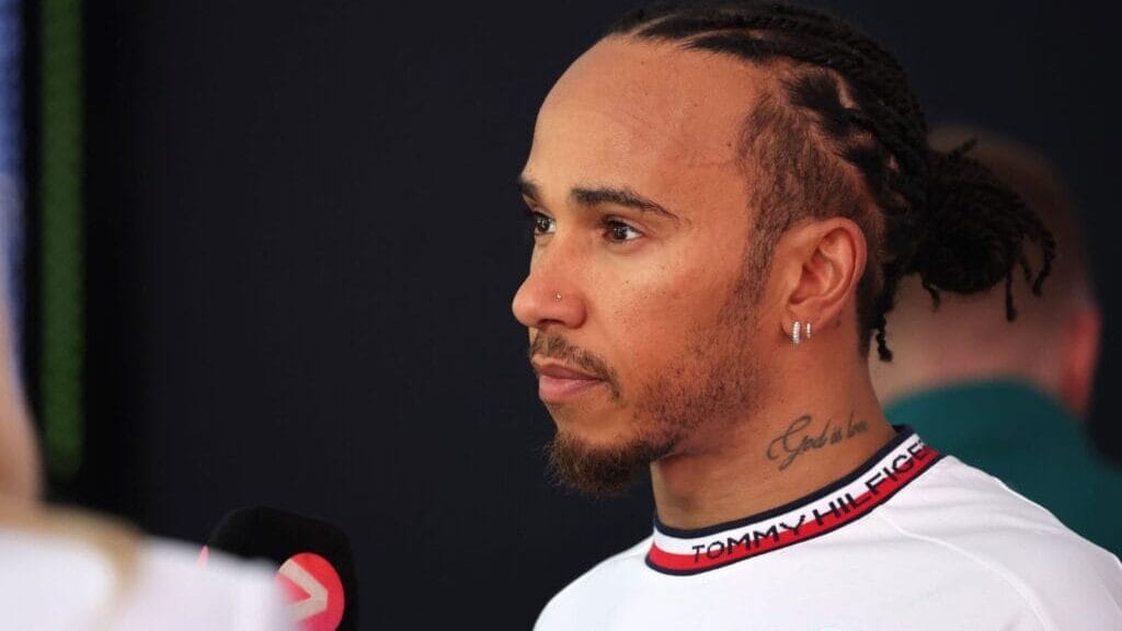 La FIA castiga a Hamilton y Antonelli tras la clasificación del Gran Premio de Hungría y beneficia a McLaren V12MAGAZINE Hamilton