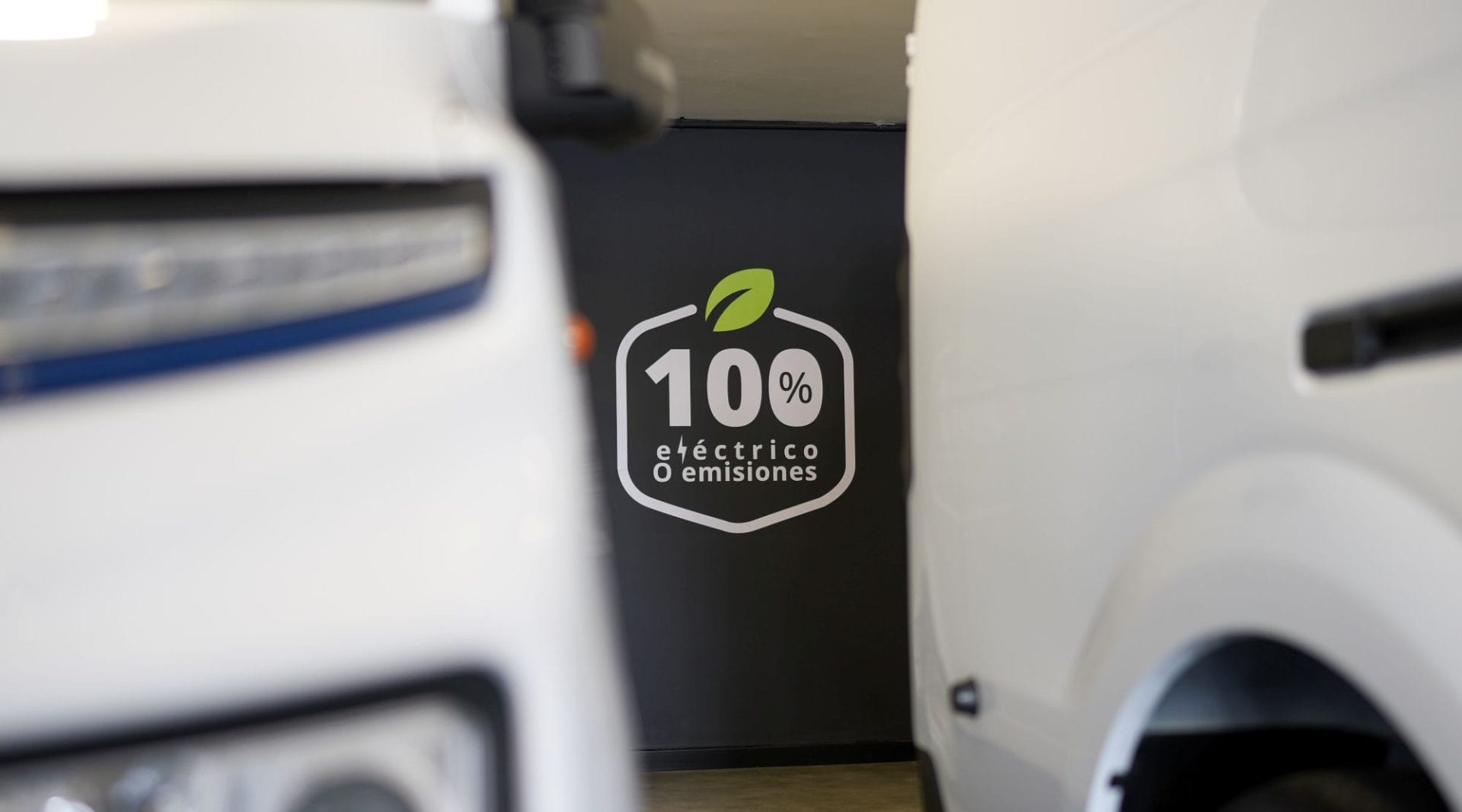 Día del Conductor es mucho más que una tradición en Colombia. La conmemoración resalta el papel estratégico de miles de conductores que mantienen en movimiento la economía, mientras el transporte avanza hacia una movilidad más eficiente y electrificada. V12MAGAZINE
