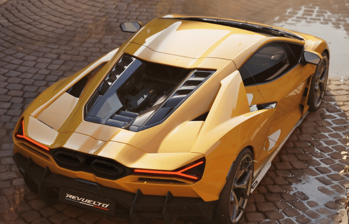 Lamborghini Revuelto Miura