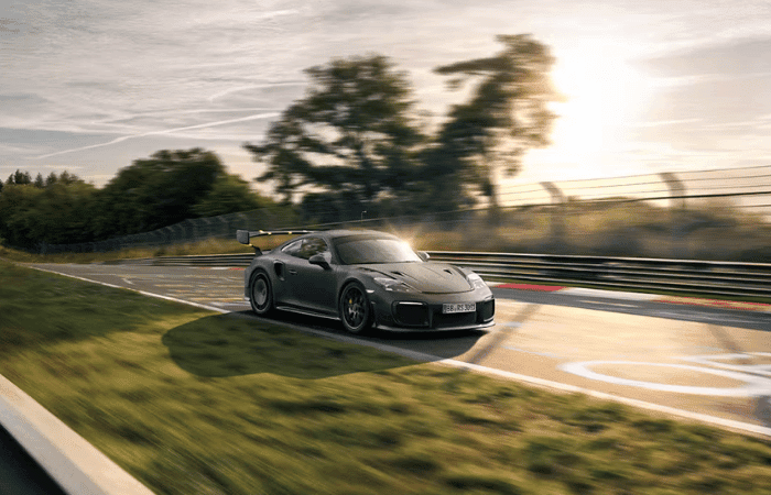 Porsche Flachbau RS: el brutal 911 inspirado en el mítico ‘Moby Dick’ V12MAGAZINE Porsche Flachbau RS