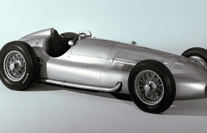 Mercedes V12
