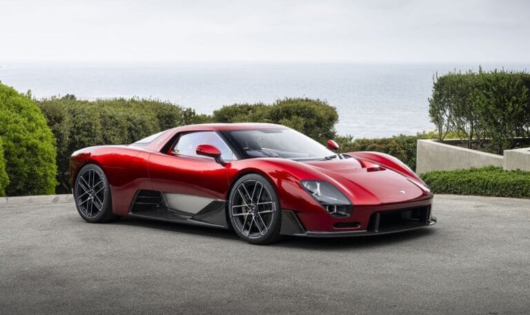McLaren McL 6GT