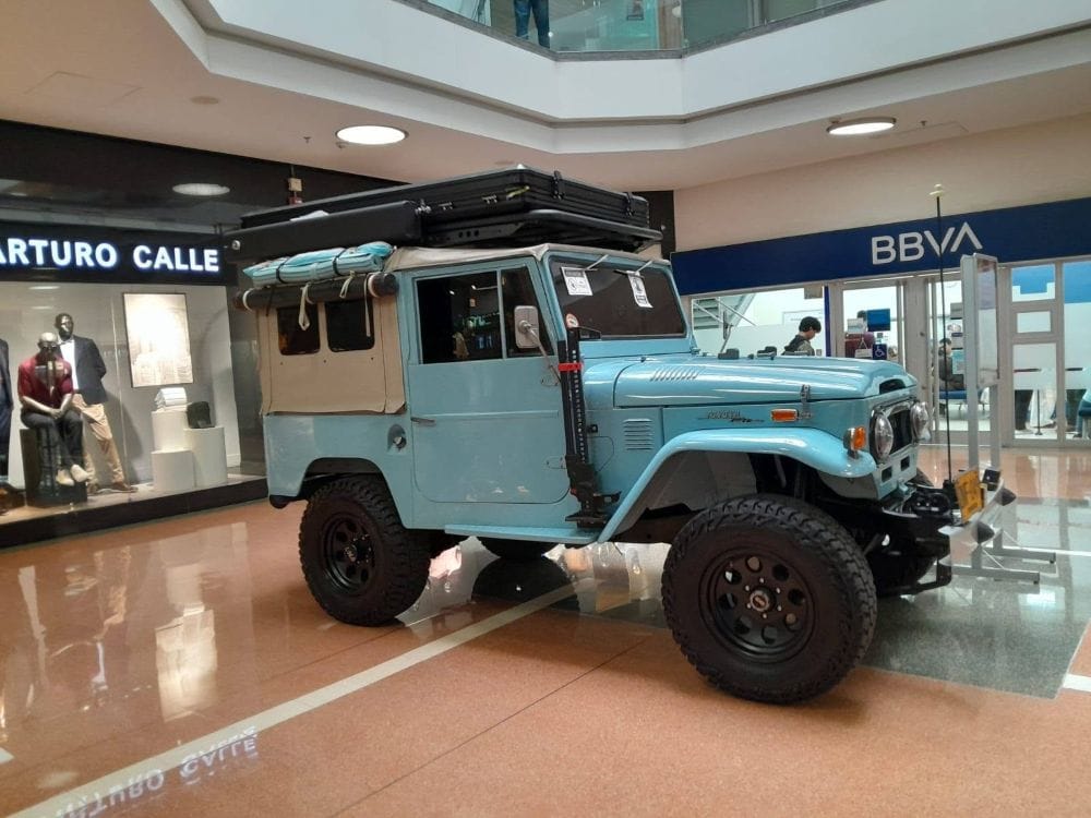 Auto antiguo más bello de Colombia: Medellín prepara una elección que promete generar polémicas V12MAGAZINE Auto antiguo más bello de Colombia será el título que estará en juego en Medellín, donde 40 vehículos clásicos competirán por convertirse en la joya automotriz favorita del país. V12MAGAZINE