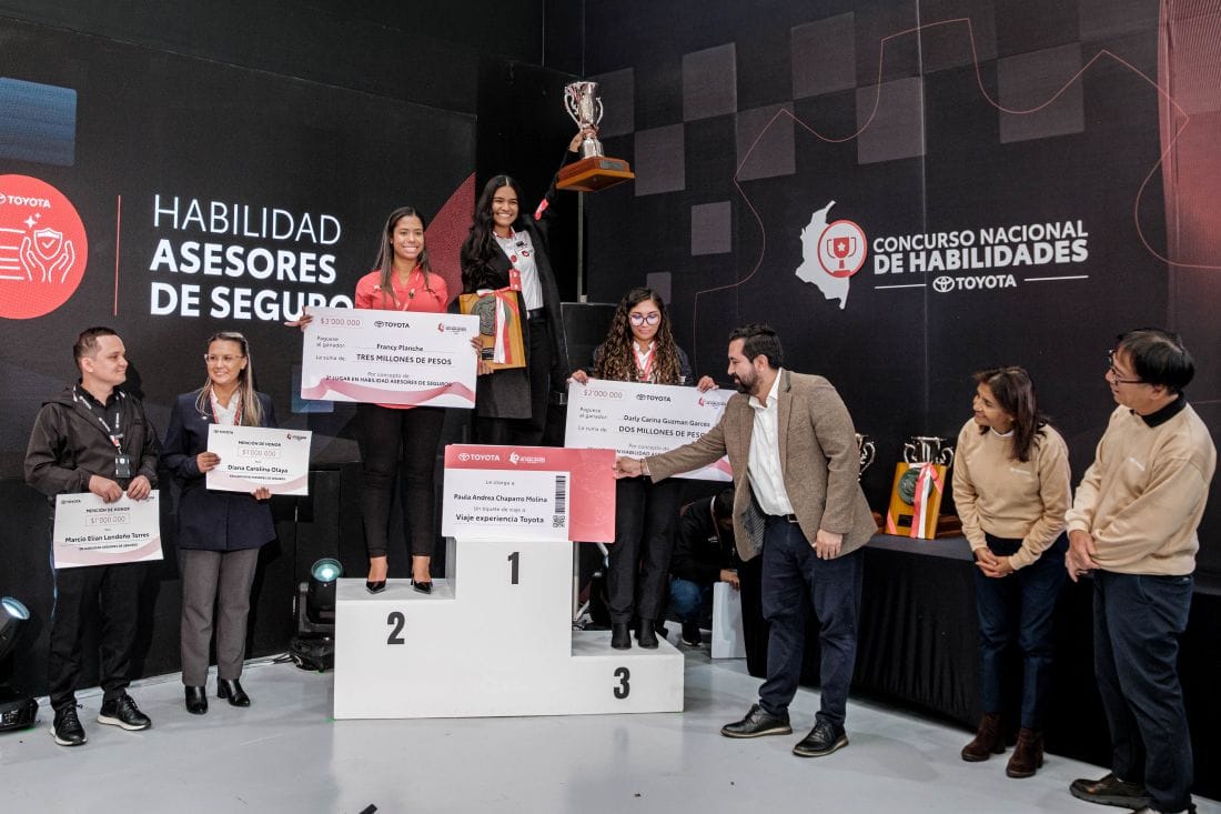 Toyota Colombia celebró la edición número 12 de su Concurso Nacional de Habilidades, una iniciativa que busca fortalecer el talento de su red de concesionarios y mejorar la experiencia de los clientes a través de la capacitación, la mejora continua y nuevos servicios como Mantenimiento Express y Usados Certificados Toyota. V12MAGAZINE
