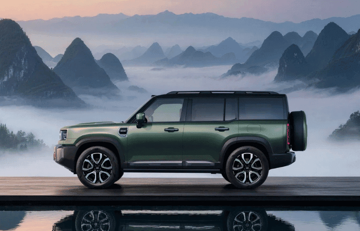 Renault y Geely crean un motor que funciona bajo el agua y entrega hasta 1.128 caballos V12MAGAZINE motor Horse B20
