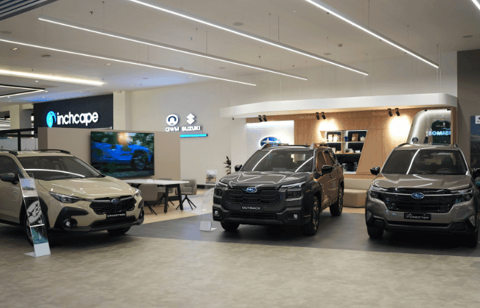 Inchcape abre un nuevo centro en Bogotá: aquí podrá comparar cuatro marcas de carros en un solo lugar V12MAGAZINE Inchcape vitrina cc. chile