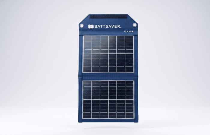 Battsaver: el invento colombiano que busca alargar la vida de las baterías de los carros con energía solar V12MAGAZINE Battsaver