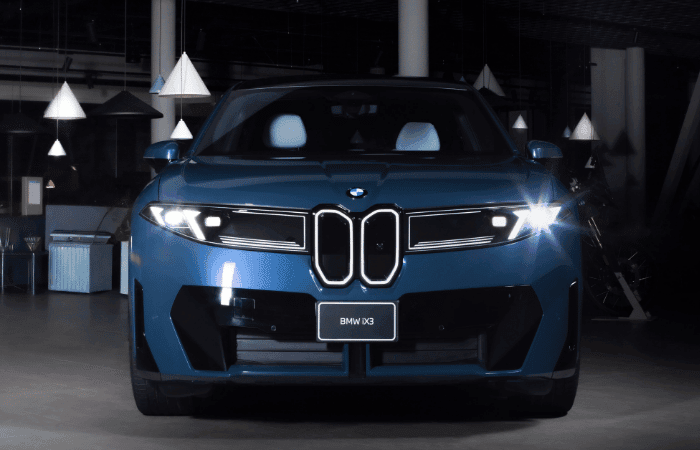 BMW IX3