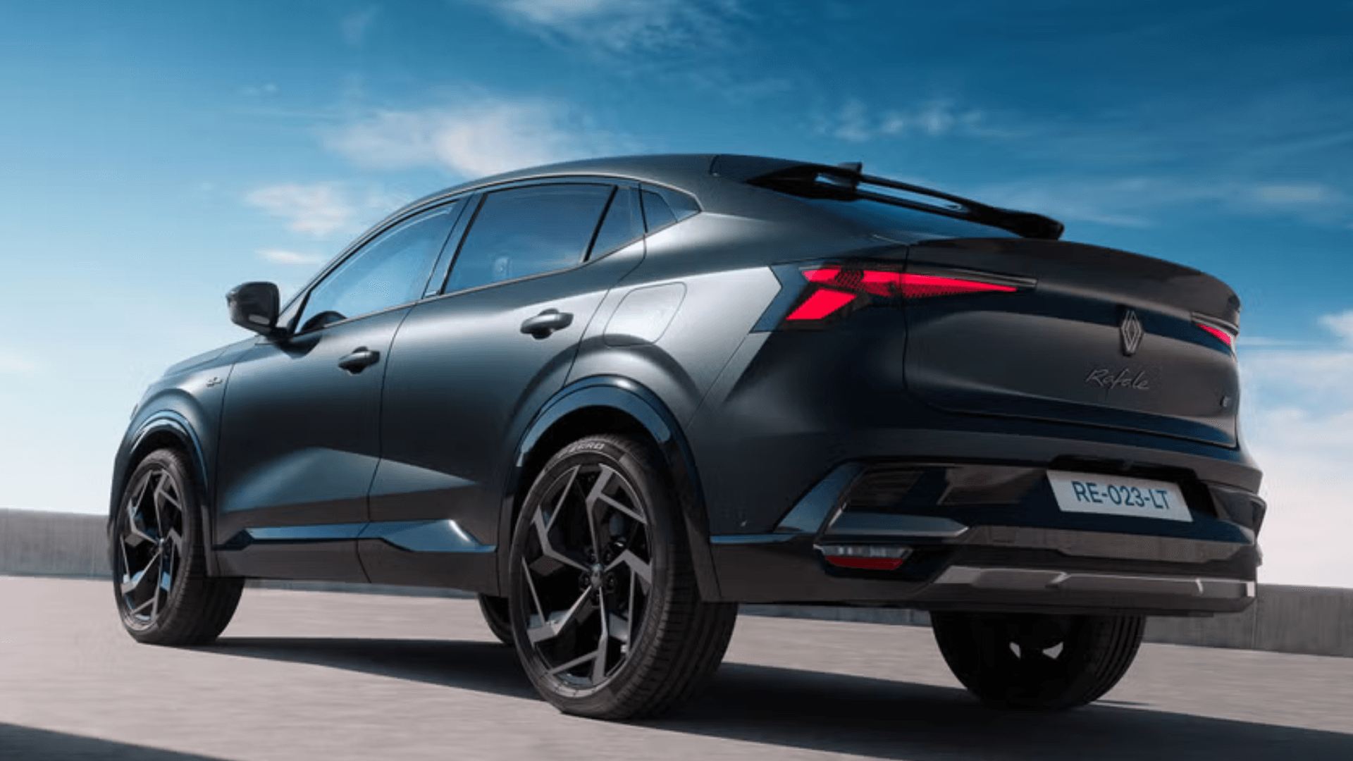 Renault Rafale Hypnotic: una edición limitada de 1.500 unidades que lleva el lujo de Renault a otro nivel V12MAGAZINE Rafale Hypnotic Limited Edition