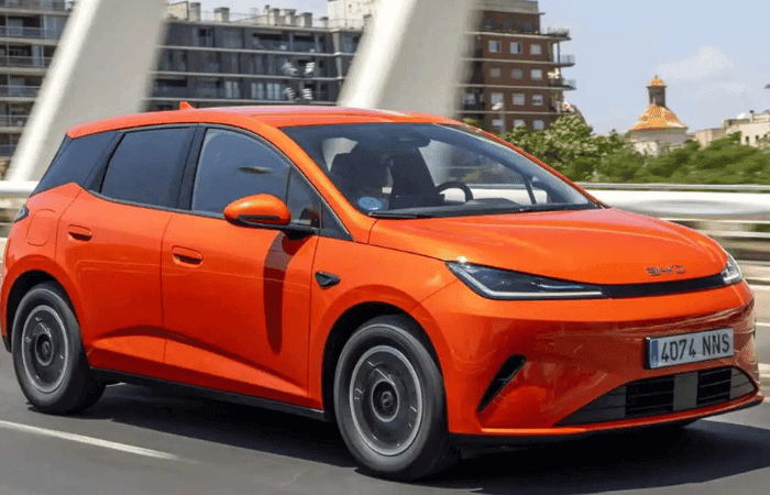 BYD Dolphin G DM-i