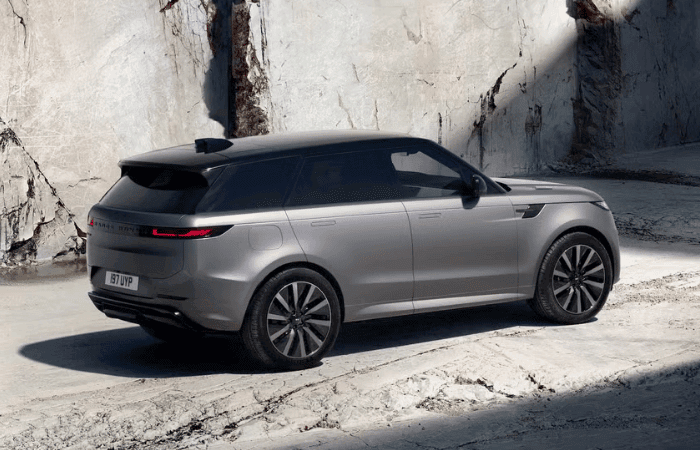 El Range Rover Sport se vuelve eléctrico y llega con 609 km de autonomía y 850 Nm V12MAGAZINE Range Rover Sport Electric