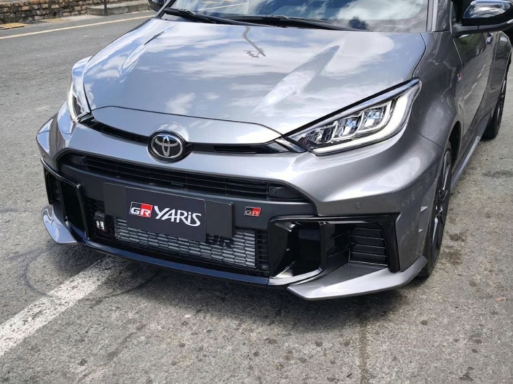 Toyota GR Yaris 2027: 296 HP, caja manual y una receta deportiva que pone al conductor primero V12MAGAZINE El nuevo Toyota GR Yaris 2027 llega a Colombia con una receta poco común: 296 HP, caja manual, tracción integral y apenas 1.280 kilos. V12MAGAZINE